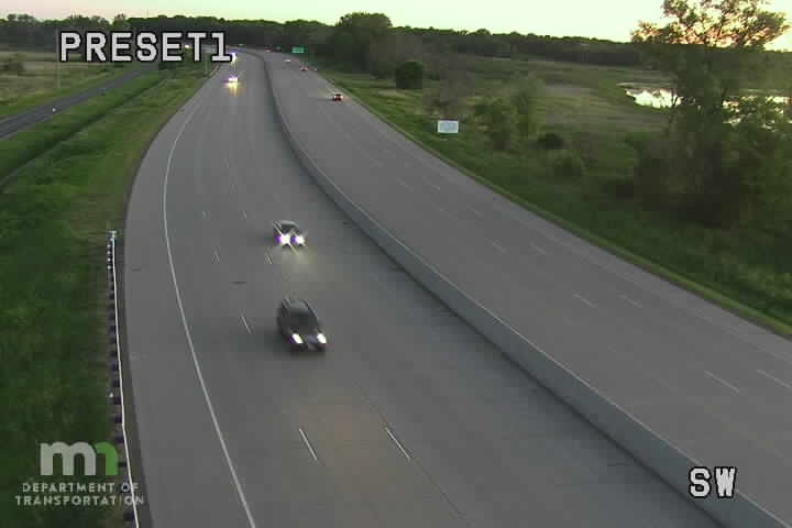I-35 NB N of T.H.97 (MP 130.3)