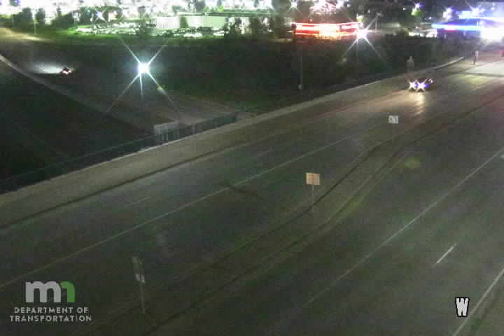 I-35 NB @ Co Rd 2 (Broadway Av)