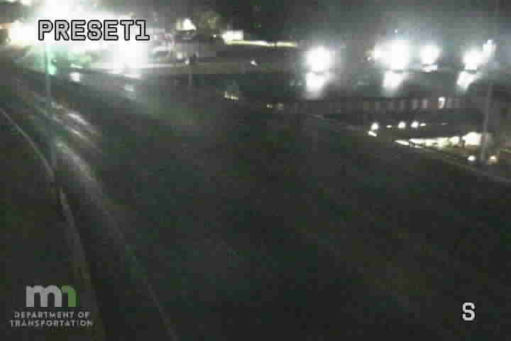 T.H.61 NB @ 2nd St E