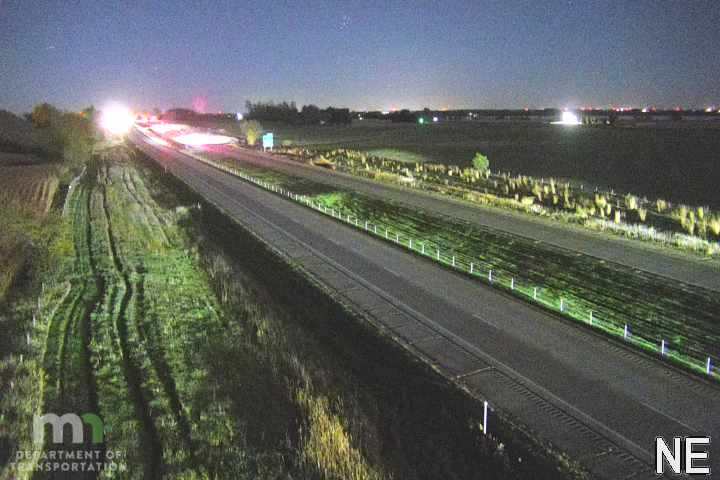 I-35 SB S of C.S.A.H.35 (MP21.58)