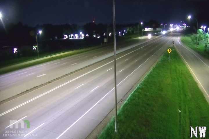 I-35E NB @ Roselawn Ave