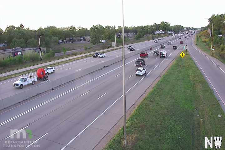 I-35E NB @ Roselawn Ave