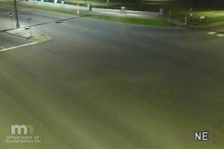 U.S.169 SB @ West River Rd (Dean Av)