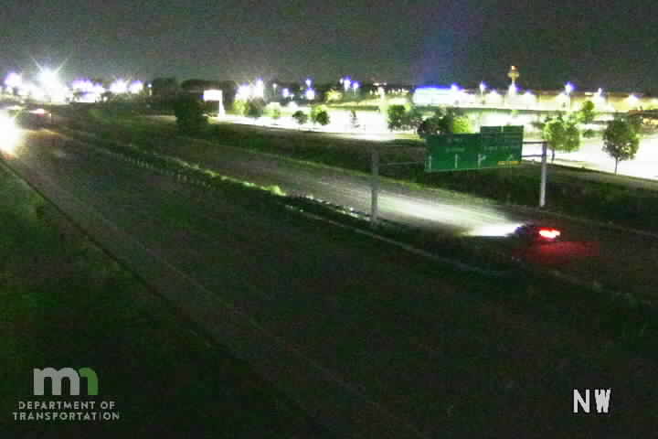 I-94: I-94 EB E of T.H.101 live camera