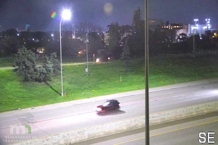 I-94 EB @ Dowling Ave