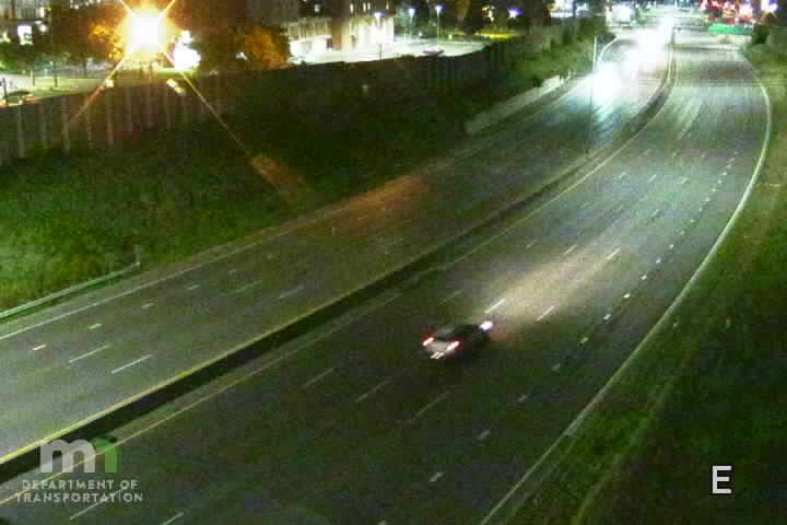 I-94 EB E of Cedar Ave (20th Av)