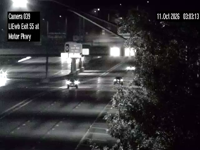 I-495 & Motor Parkway Exit 55 traffic camera, Hauppauge