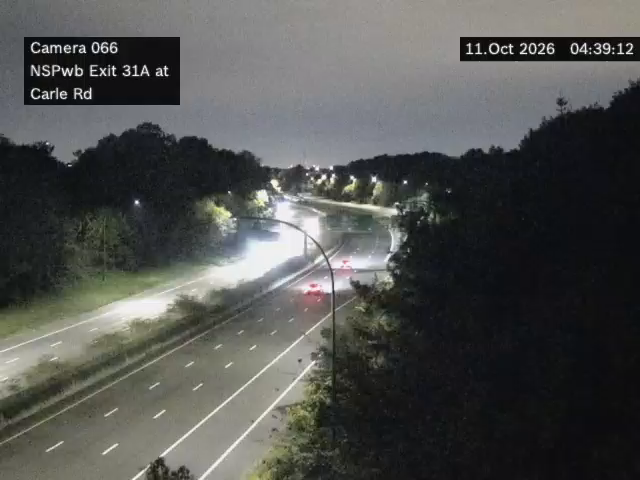 Northern State Pkwy & Carle Rd traffic camera, Westbury, New York
