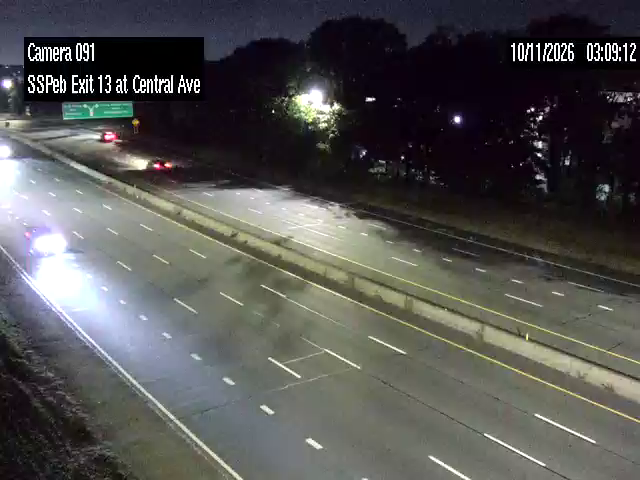 Southern State Pkwy & between Exits 12 and 13 traffic camera, North Valley Stream, New York