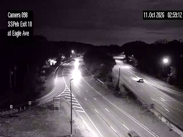 Southern State Pkwy & Exit 18 - Eagle Ave / Hempstead Lake State Park traffic camera, Lakeview, New York