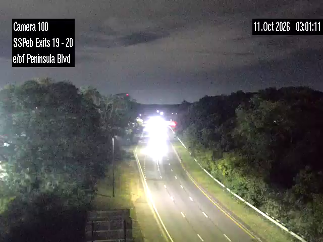Southern State Pkwy & East of Exit 19 - North Village Ave. traffic camera, South Hempstead, New York