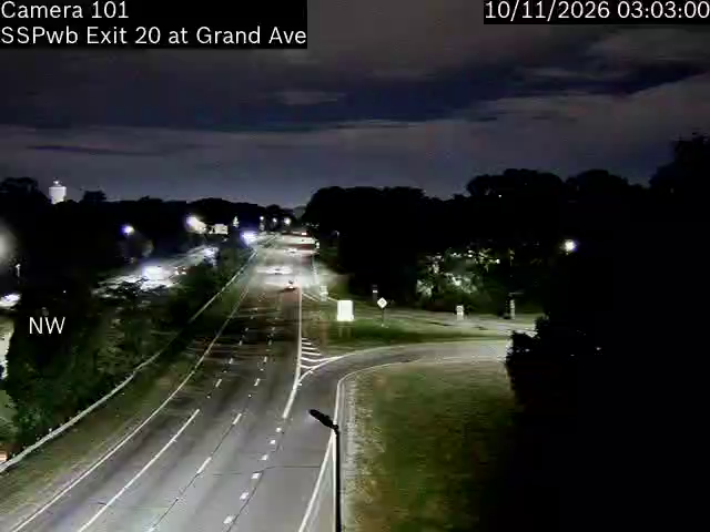 Southern State Pkwy & Exit 20 - Grand Ave. traffic camera, South Hempstead, New York
