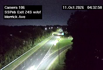 Southern State Pkwy & Exit 24 (Merrick Ave) traffic camera, North Merrick, New York