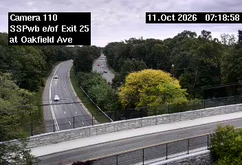 Southern State Pkwy & East of Exit 25 N/S - NY 106 traffic camera, North Bellmore