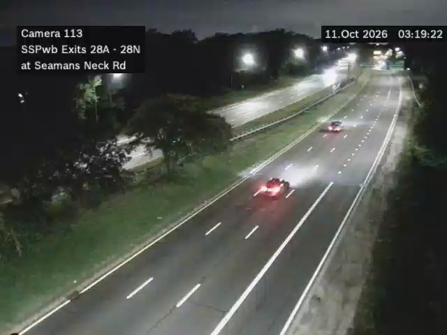 Southern State Pkwy & East of Exit 28 - Wantagh Ave traffic camera, North Wantagh, New York