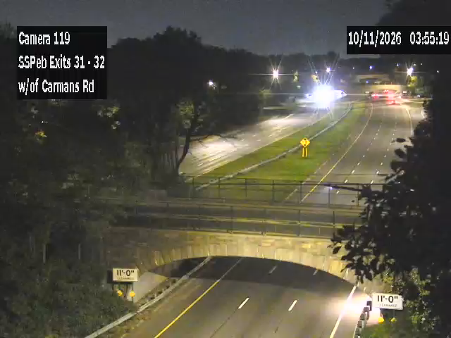Southern State Pkwy & Carmans Rd traffic camera, East Massapequa, New York