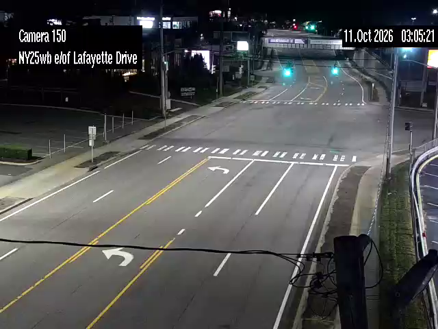 NY-25 & Lafayette Ave traffic camera, Syosset, New York