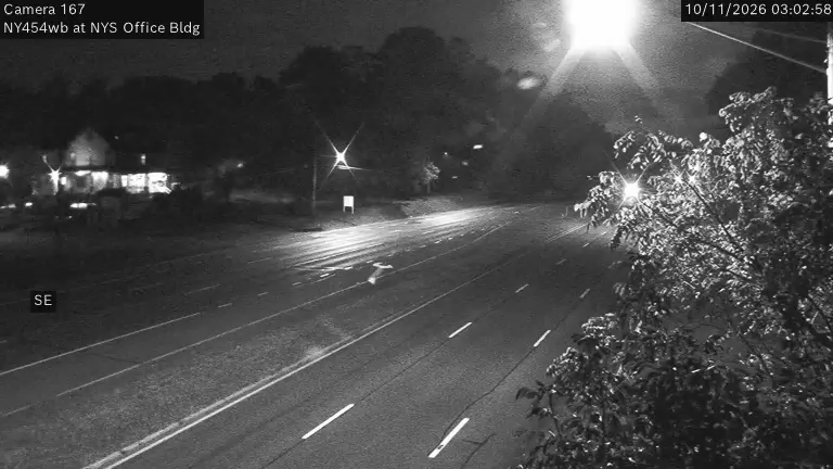 NY-454 & NYS Office Bldg East Entrance traffic camera, Hauppauge