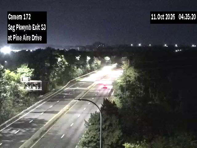 Sagtikos State Pkwy & Exit S3(Pine Aire Dr) traffic camera, Baywood, New York