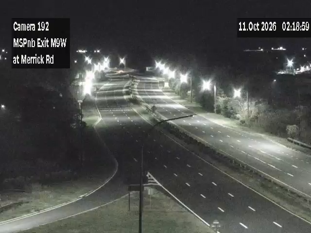 Meadowbrook State Pkwy & between M10 and M9 (at Merrick Rd. Interchange) traffic camera, Freeport, New York