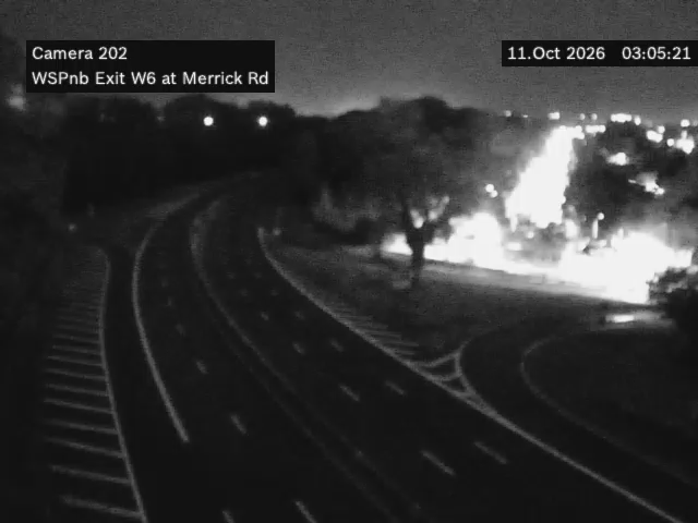 Wantagh State Pkwy & Merrick Road traffic camera, Wantagh, New York