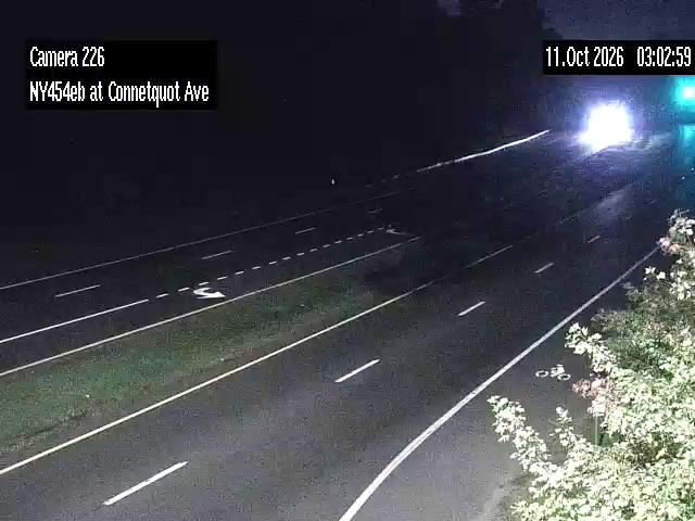 NY-454 & Connetquot Ave; Southwest traffic camera, Central Islip, New York