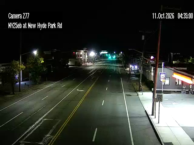 NY-25 & New Hyde Park Road traffic camera, New Hyde Park, New York