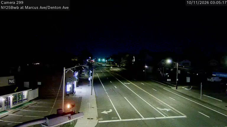 NY-25B & Marcus Ave / Denton Ave traffic camera, North New Hyde Park
