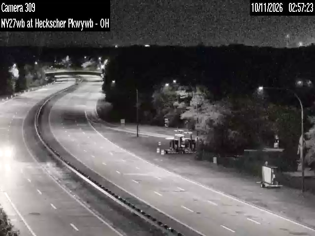 Southern State Pkwy & Westbound NY27 to Westbound Heckscher State Parkway traffic camera, Islip Terrace, New York