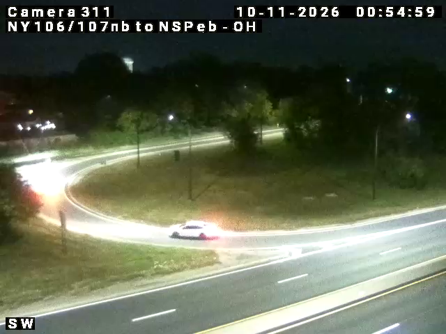 Northern State Pkwy & Southbound NY106/107 to Westbound NSP traffic camera, Jericho, New York