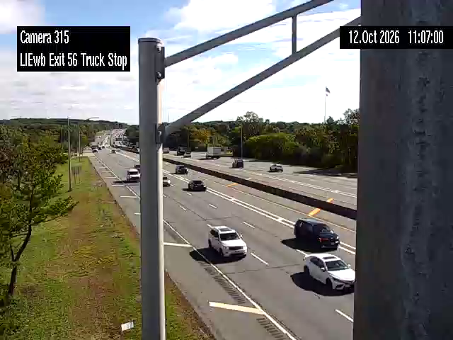 495 Westbound at Exit 56 Rest Area Camera 1 live webcam