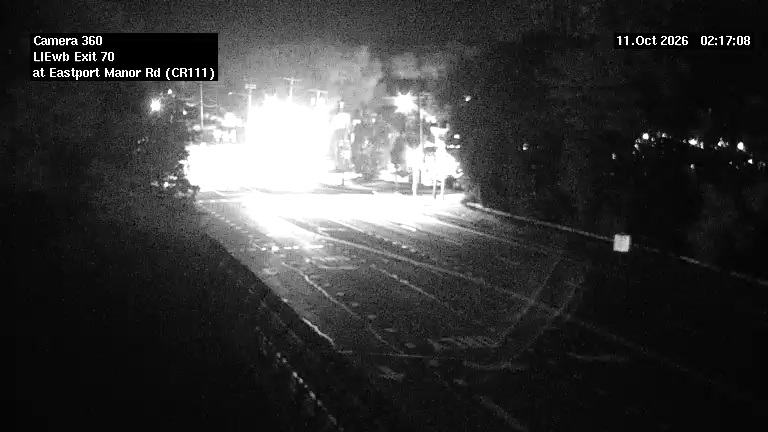 I-495 & Captain Daniel Roe Hwy - Exit 70 traffic camera, Manorville