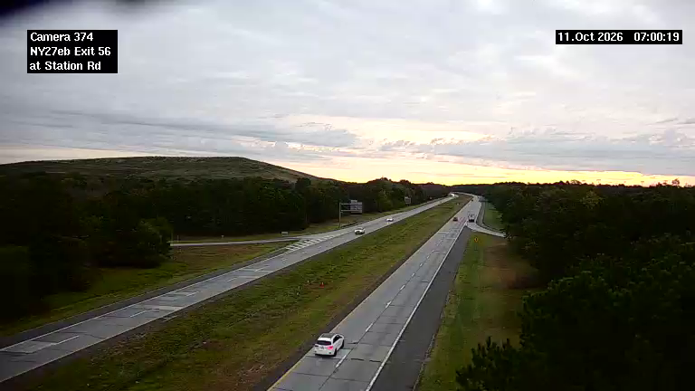 NY-27 & Station Rd traffic camera, North Bellport, New York