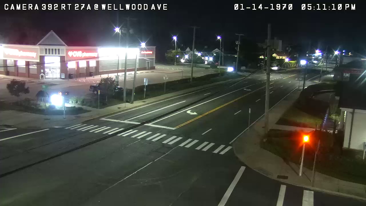NY-27A & S Wellwood Ave traffic camera, Lindenhurst