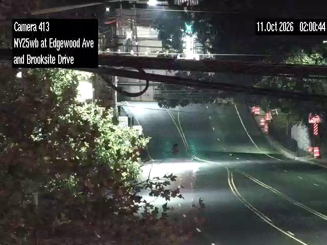 NY-25 & Edgewood Ave traffic camera, Smithtown, New York
