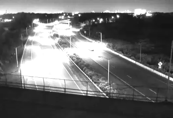 NY-440 & Meredith Blvd. traffic camera, Staten Island