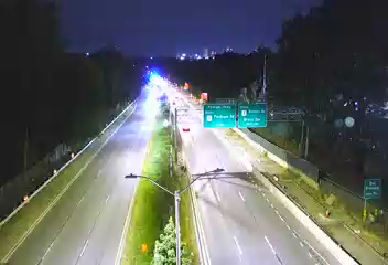 Bronx River Pkwy & Sagamore St traffic camera, Bronx, New York