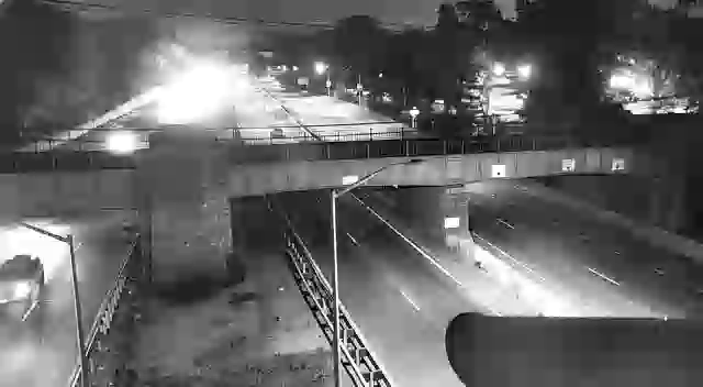 Grand Central Pkwy & 44th Avenue traffic camera, Queens, New York
