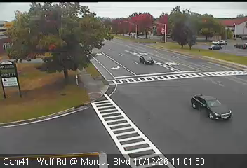 Wolf Rd NB at Marcus Blvd live webcam