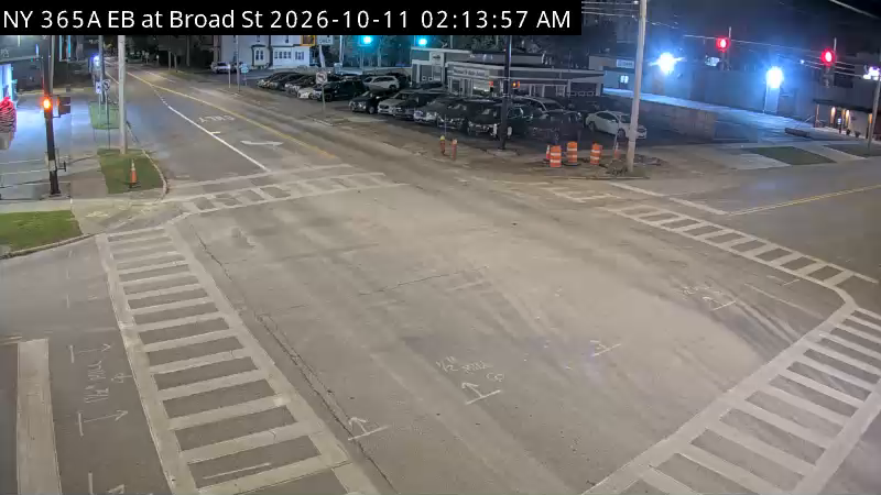 NY-365A & Broad St traffic camera, Oneida, New York