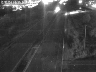 I-690 & east of Exit 17 (Bridge St) traffic camera, East Syracuse