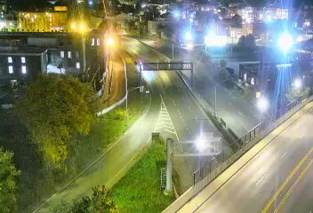 I-81 & south of Exit 20 (Butternut St) traffic camera, Syracuse