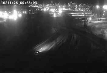 I-81 & north of Exit 22 (Hiawatha Blvd) traffic camera, Syracuse