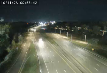 I-690 & west of Exit 13 (Hiawatha) traffic camera, Syracuse