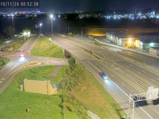 I-690 & west of Exit 12B (Orange Lot) traffic camera