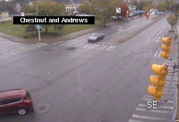 N Chestnut St @ Andrews St & University Ave live webcam