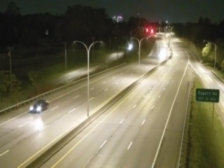 NY-33 & Harlem Rd (1) traffic camera, Cheektowaga, New York