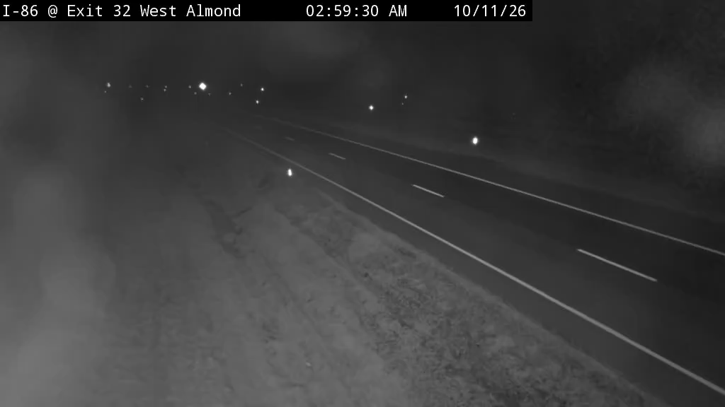 I-86 & West Almond Exit 32 (CR 2) traffic camera