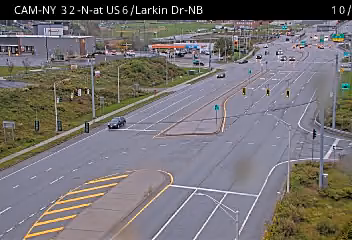 US-6 & /Larkin Dr-NB traffic camera, Woodbury, New York