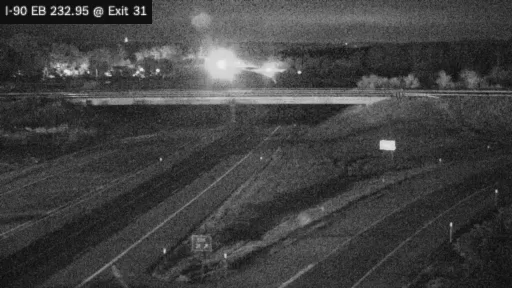 I-90 & Interchange 31 (Utica) traffic camera, Utica, New York